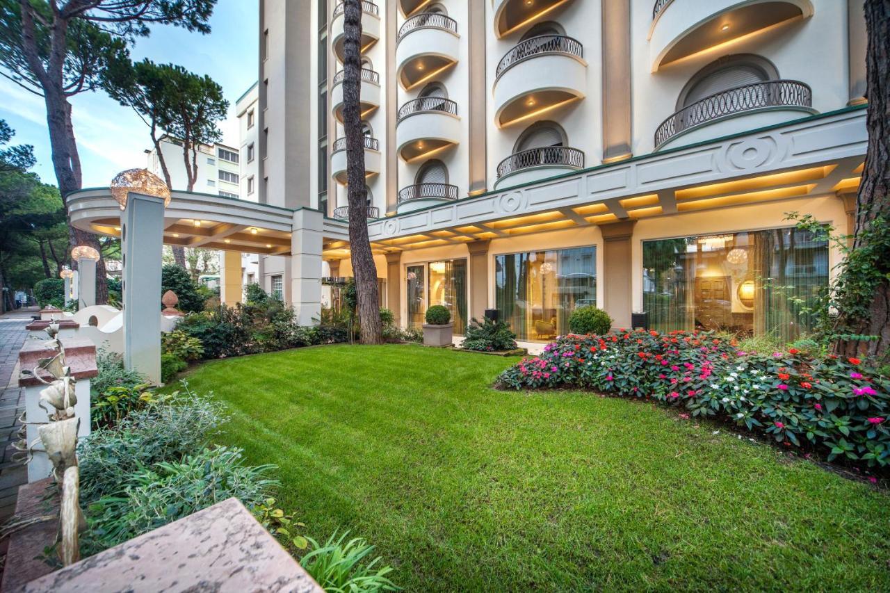 Hotel Aurelia Milano Marittima Exterior foto