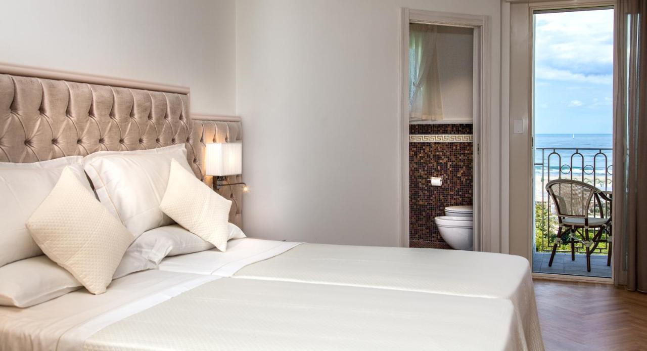 Hotel Aurelia Milano Marittima Exterior foto